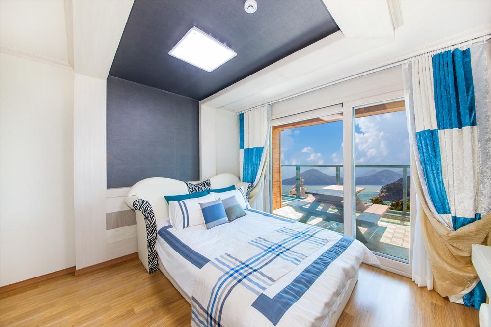 Geoje Haebaram Pension Ngoại thất bức ảnh